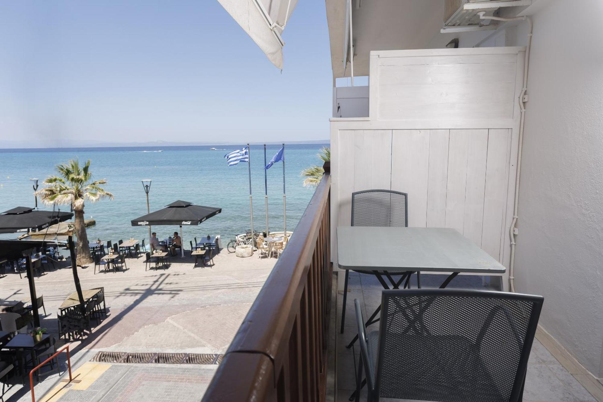 Appartamento Eleni'S Sea View Adults Only Pefkochori Esterno foto